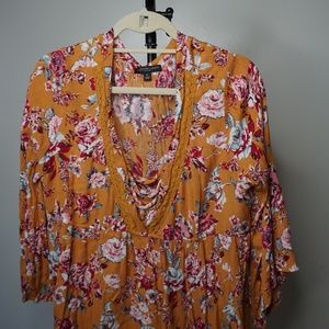 Flowy Floral Blouse 1X